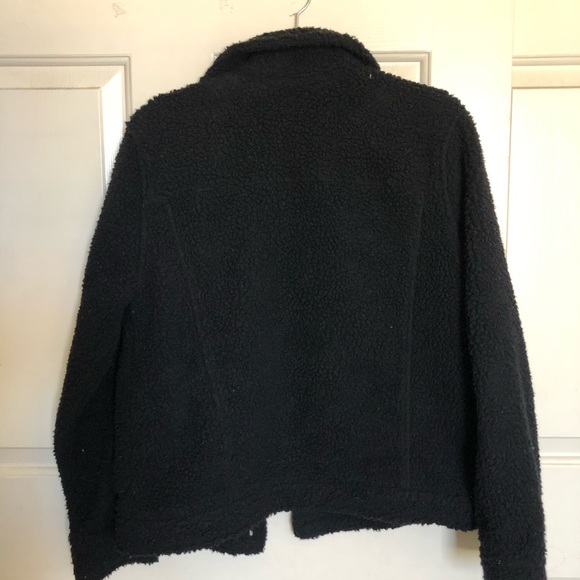 Hollister fuzzy jacket - Picture 2 of 3